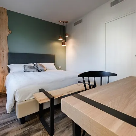 La Cross - Adults Only * Garda